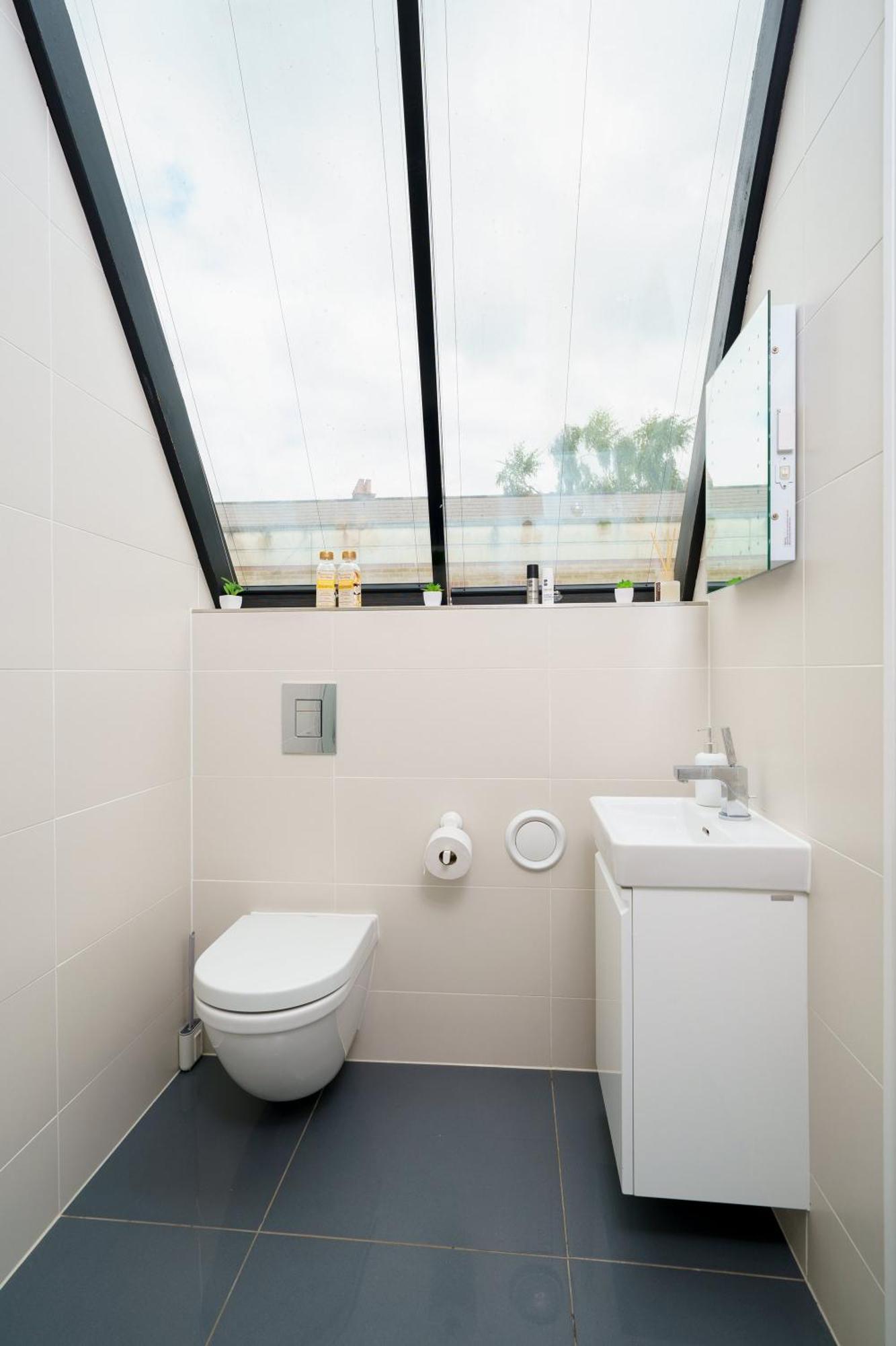 En-Suite Room In Zone 1 London Eksteriør billede